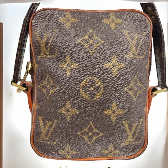 AUTH Louis Vuitton Mini DANUBE Monogram + COA Crossbody Shoulder Bag RARE SIZE! - Picture 4 of 17